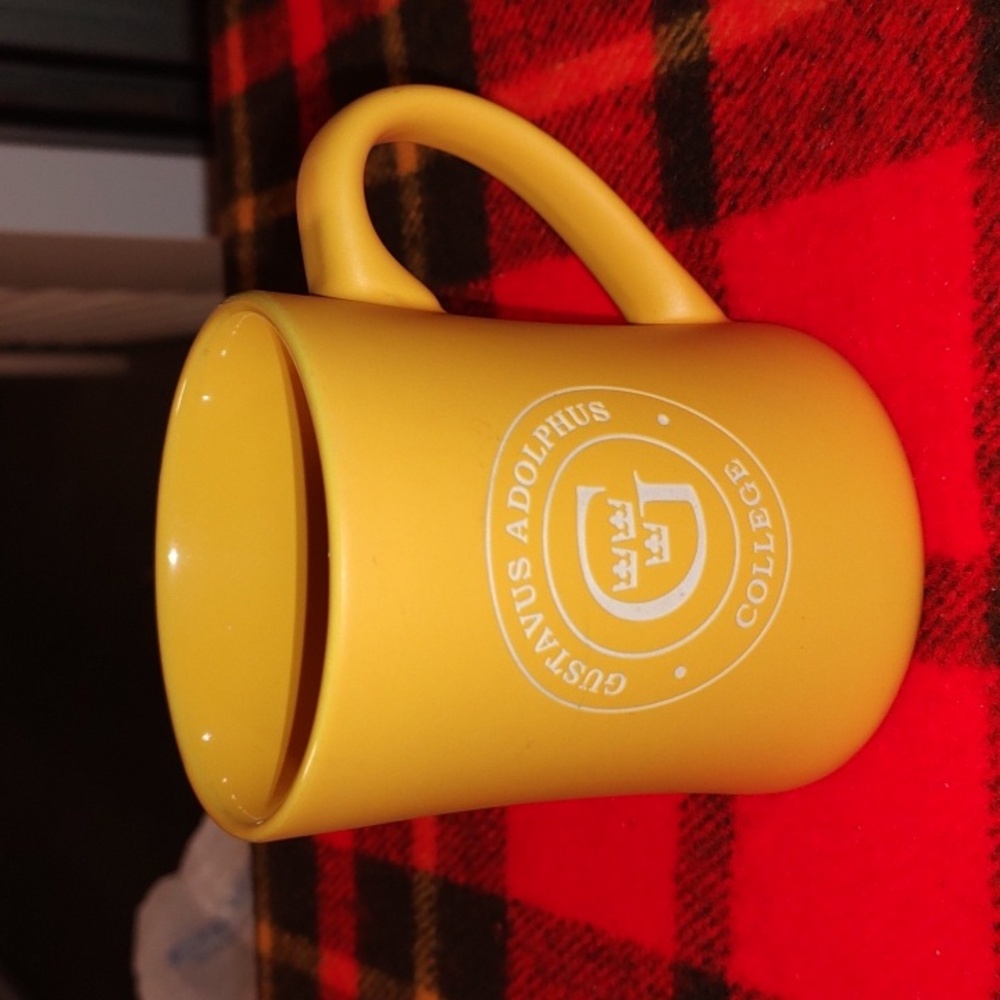Gustavus Adolphus College 16 oz. Mug